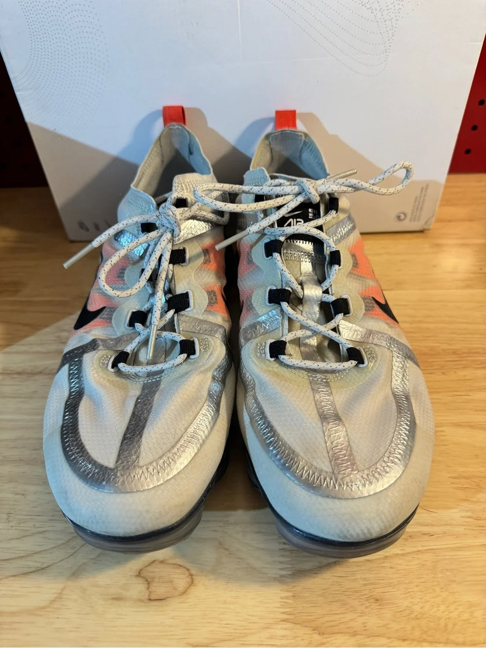 Nike VaporMax Men’s Sneakers Size 10.5 Pure Platinum Team Orange